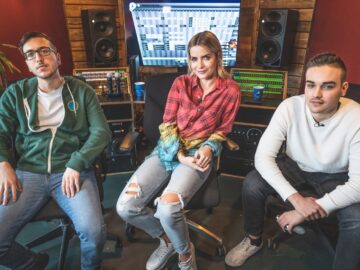 Dreams: Künstlerin LOVRA veröffentlicht erstes Musikvideo - erstellt mit dem Musiktool 1 LOVRA Marc Lars
